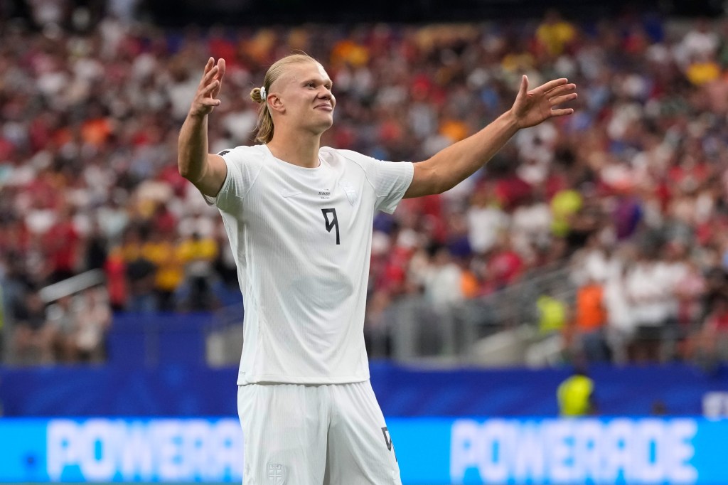 Haaland scores deciding goal as Norway wins 1st World Cup knockout game