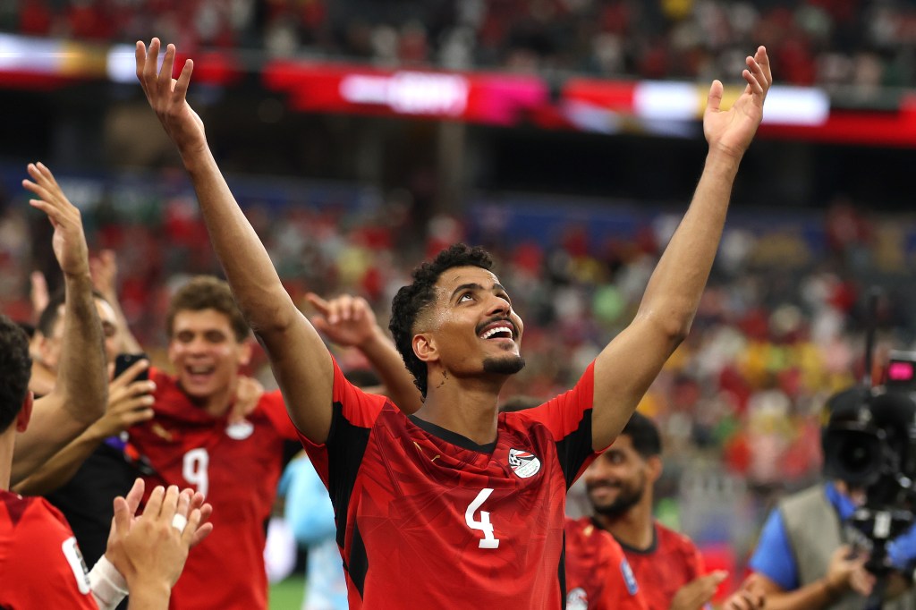 Egypt wins in World Cup knockout round debut with penalty shootout edge over Australia