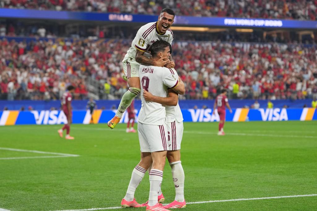 World Cup: Spain's late goal beats Portugal