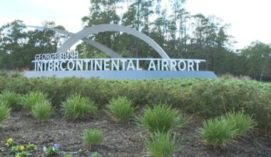 Thunderstorms prompt ground stop at Bush Intercontinental Airport