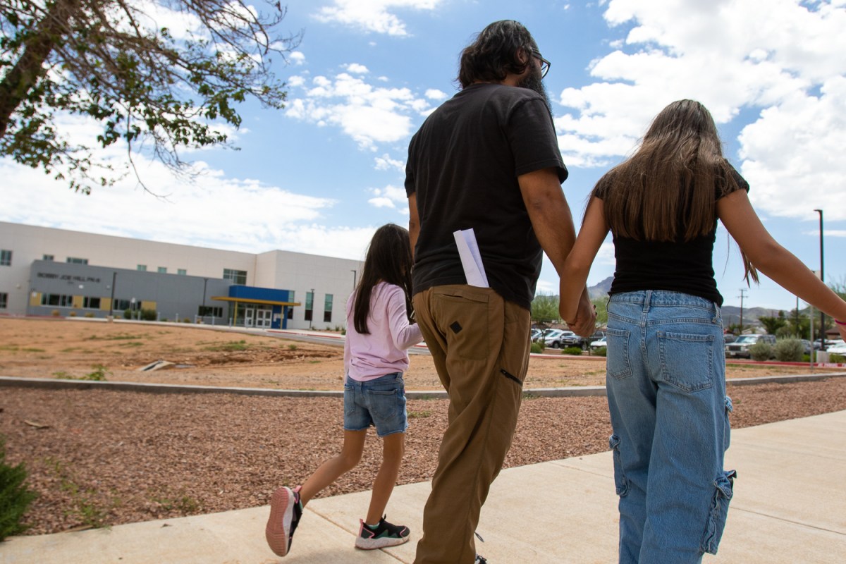 ‘Nobody likes displacement’: EPISD elementary students to walk new hallways following school closures