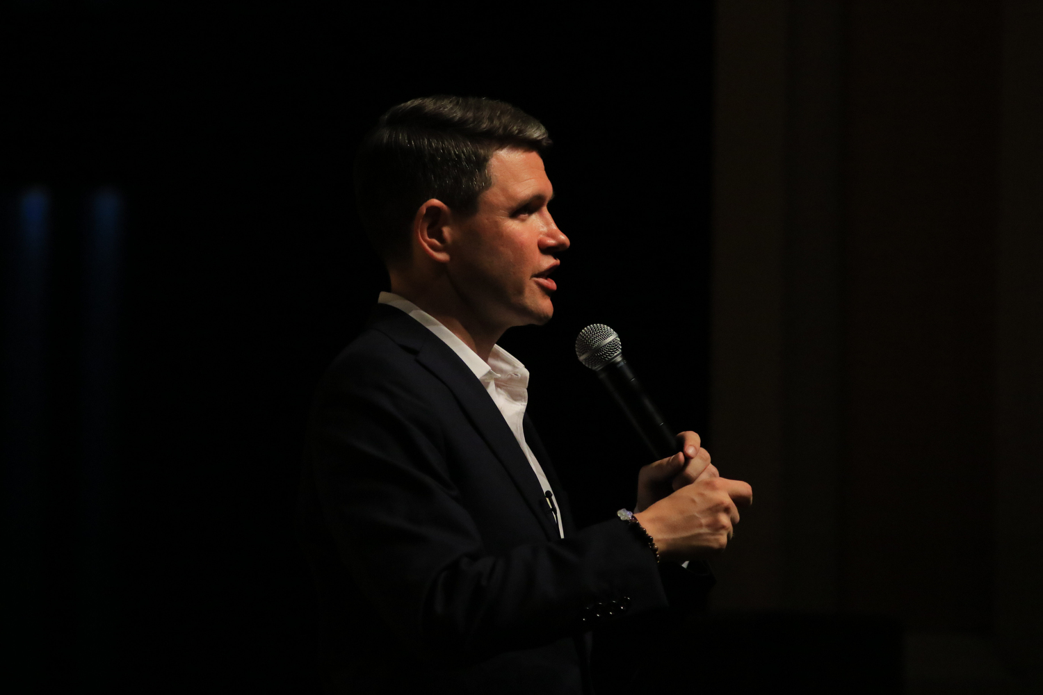 Talarico promises government reform in third El Paso campaign stop