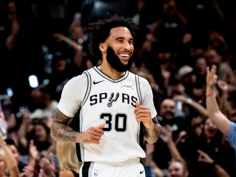 San Antonio Spurs lock in Julian Champagnie and Harrison Barnes ahead of free agency