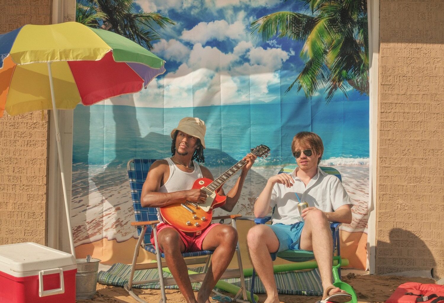 East Dallas indie-pop duo finds the beachy breeze in Texas