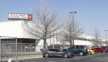 GM employee shoots coworker at Arlington Texas plant: police