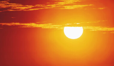 Hot temperatures linger as 4th of July closes in