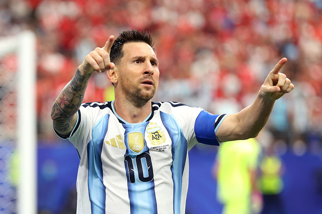 ARLINGTON, TEXAS - JUNE 22: Lionel Messi #10 of Argentina celebrates after scoring his team's first goal during the FIFA World Cup 2026 Group J match between Argentina and Austria at Dallas Stadium on June 22, 2026 in Arlington, Texas. (Photo by Charlotte Wilson/Getty Images)