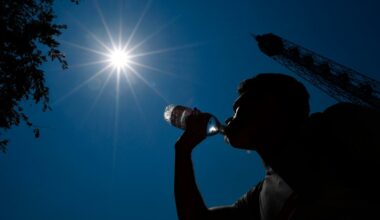Dangerous North Texas heat puts homeless at risk as Dallas for Change delivers water, relief