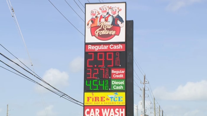 2 Houston gas stations offering $2.99 gas through Saturday