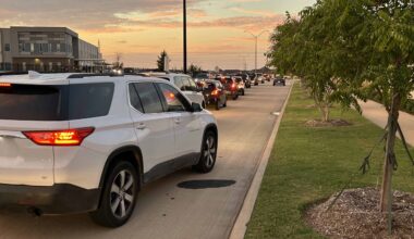 Dead-end road leaves parents bracing for long pickup lines at Fort Worth charter school