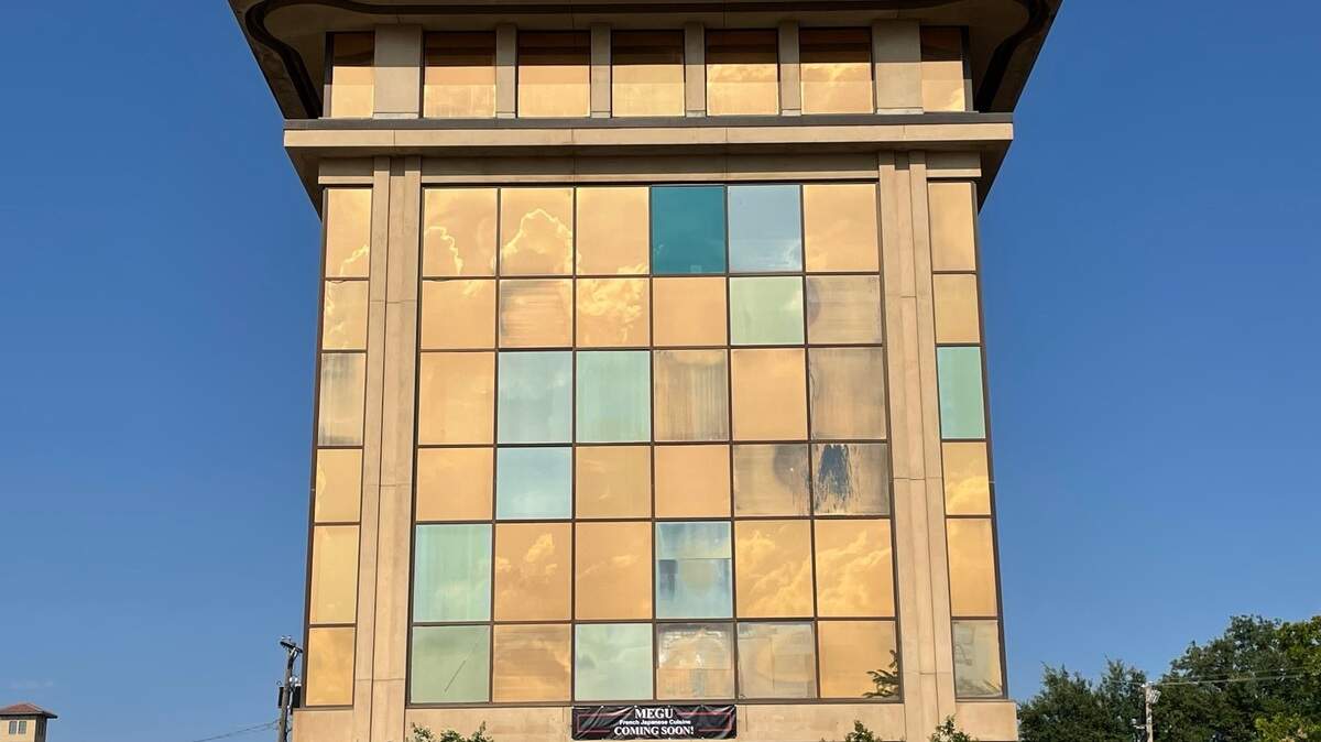 New sushi tenant in former Megu Japanese restaurant by TCU