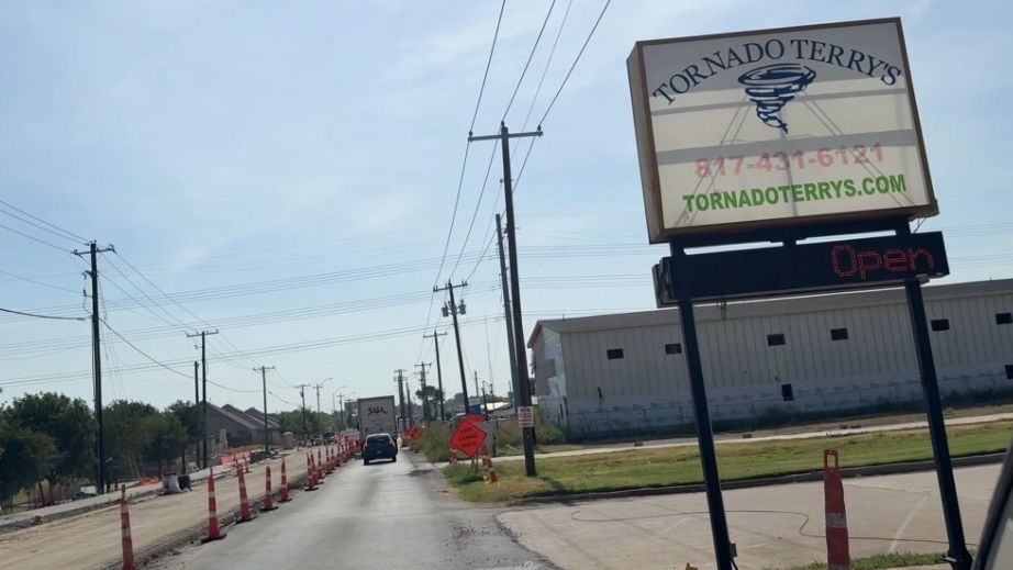 Fort Worth arcade closing, road construction hurt business