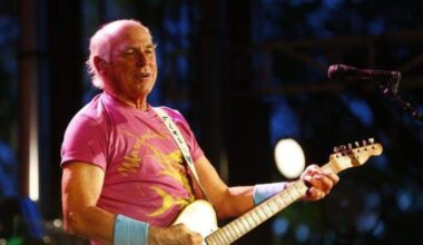 Read Jimmy Buffett news roundup for Fort Worth Parrot Heads