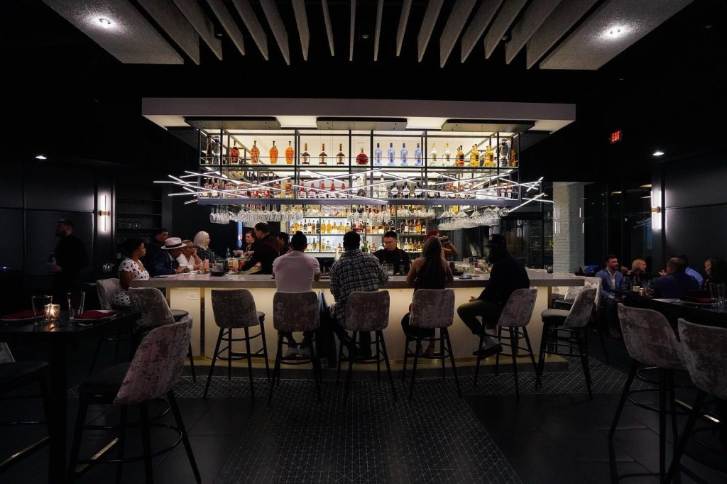 the bar at Juliet