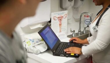 Appeals court reverses shutdown of Houston-area clinics accused of providing illegal abortions