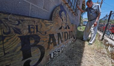 El Paso sign painters honored in new museum exhibit
