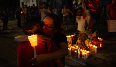 Crowd demands justice at vigil for Houston man killed in ICE shooting