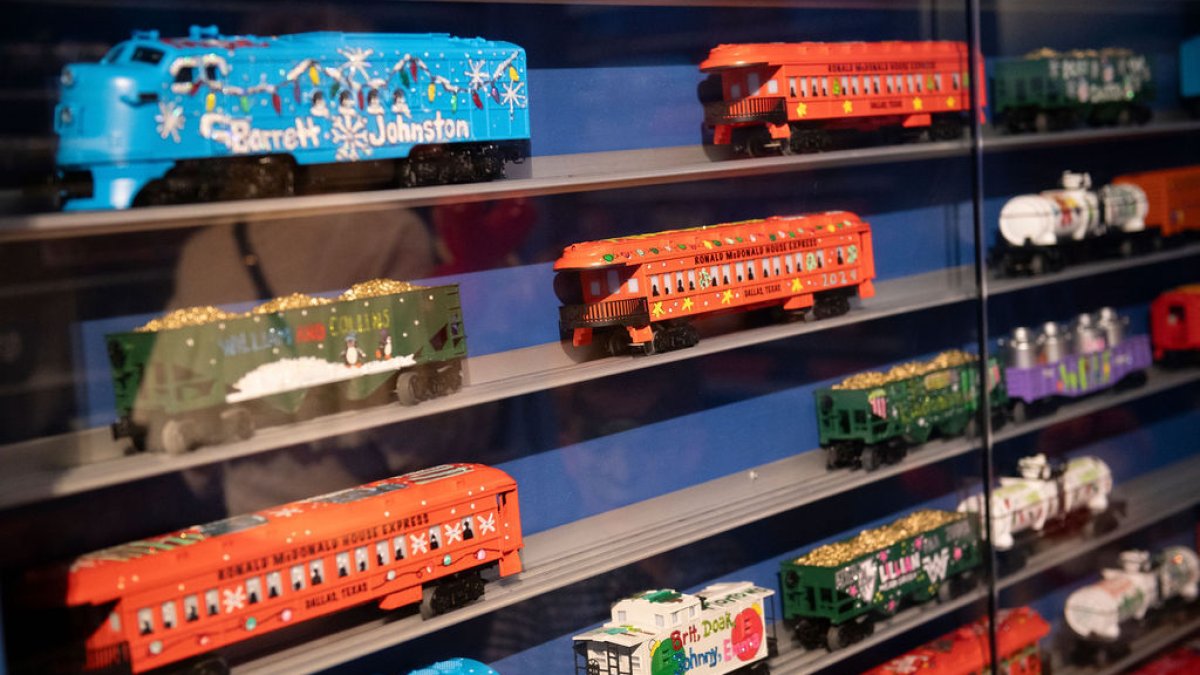 Trains at NorthPark railcars are on sale now for the 2026 season – NBC 5 Dallas-Fort Worth