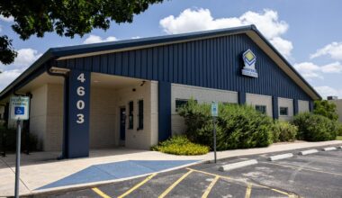 New charter school just for adults opens in San Antonio