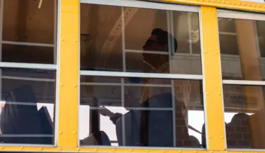 How educators help high school grads overcome 'summer melt'