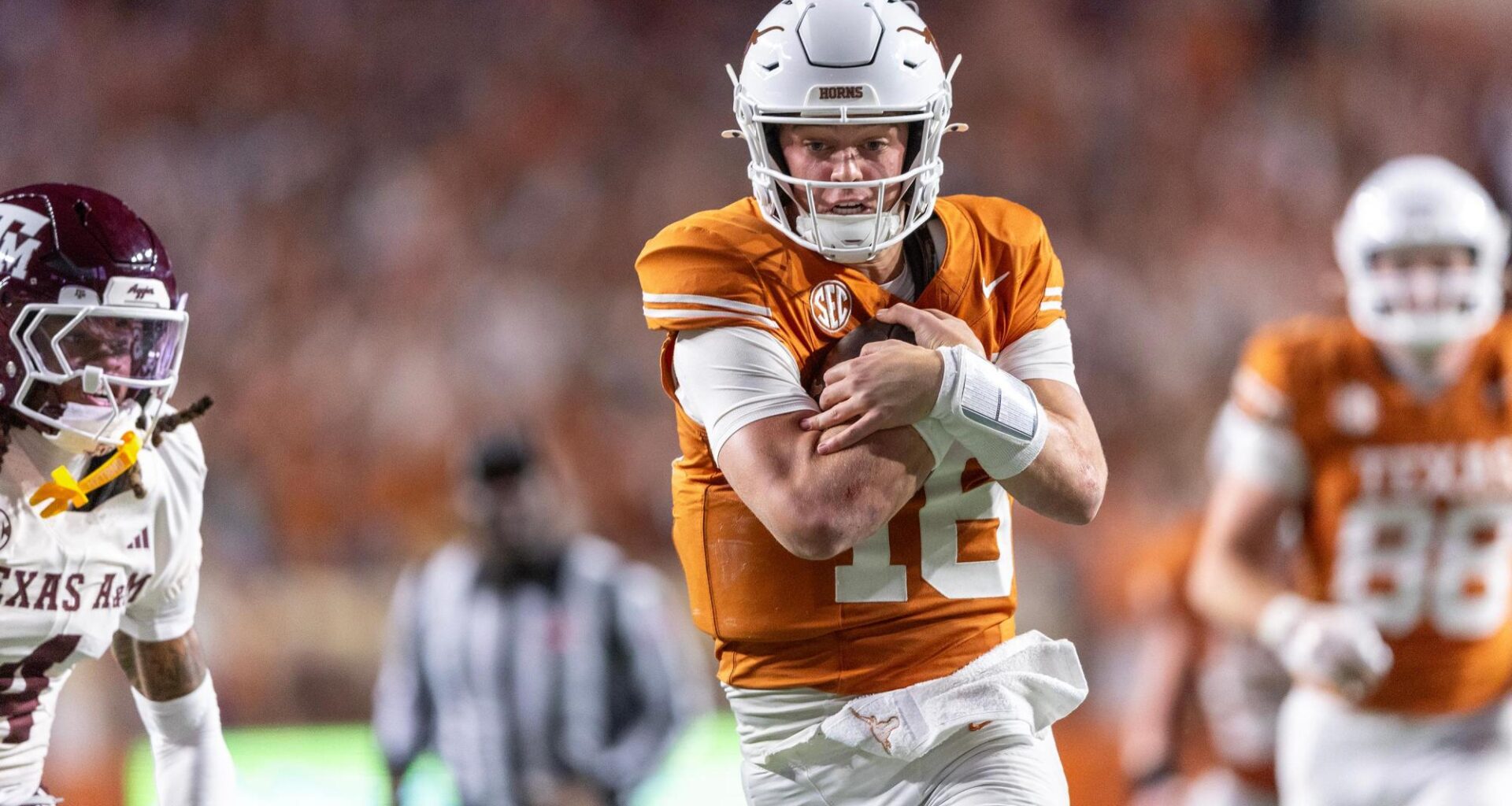 Arch Manning keys in on making this a great season at Texas – News-Herald