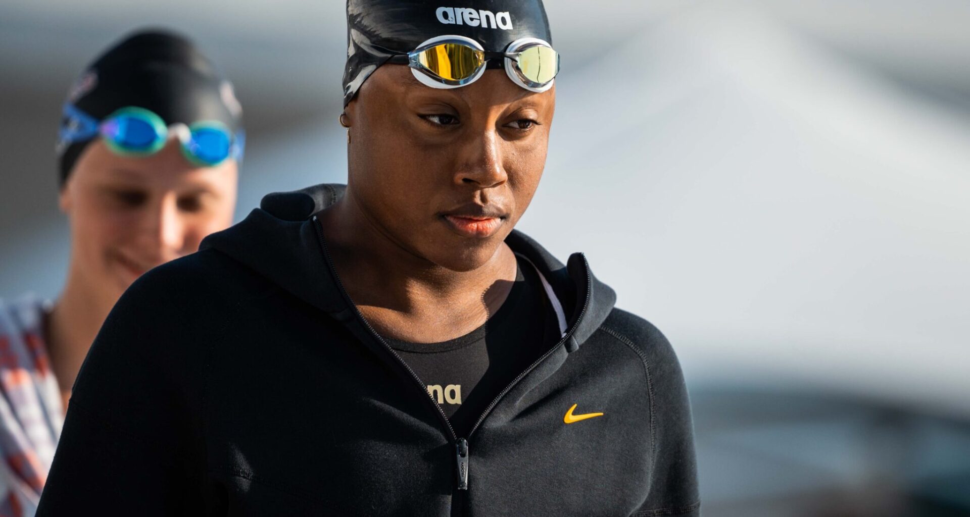Simone Manuel Fires Off Season-Best 53.15 100 Free On Day 1 of Austin Sectionals
