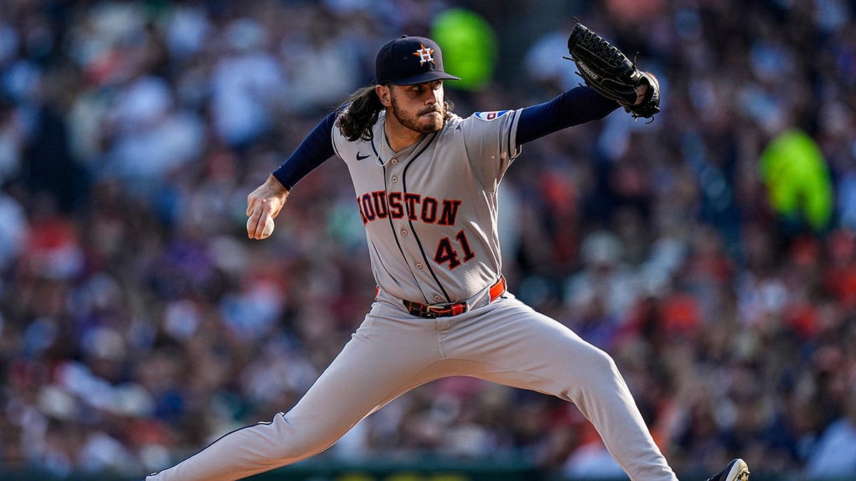 Houston Astros pitcher Spencer Arrighetti (41) throws a pitch against Detroit Tigers during the second inning at Comerica Park in Detroit on Friday, June 26, 2026.