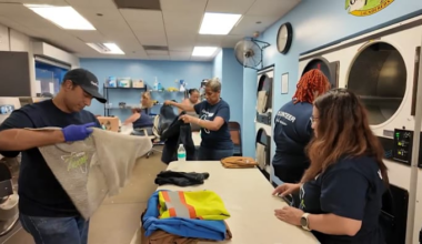 Gexa Energy marks 25 Years by volunteering with Meals on Wheels and The Beacon