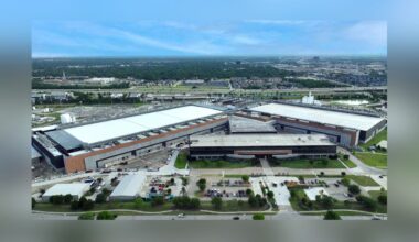 Abbott Awards Texas Instruments Grant For Richardson Expansion