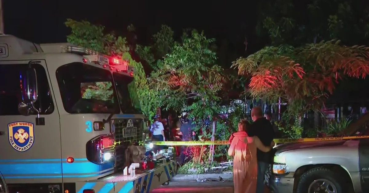 1 dead, at least 3 hurt, including firefighters after overnight Fort Worth house fire, officials say
