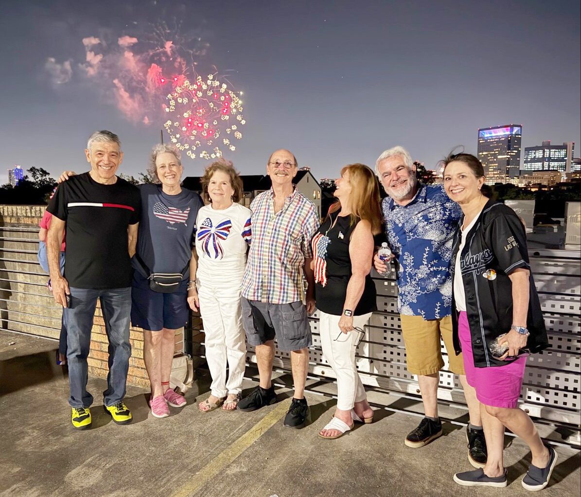 Jewish singles over 50 celebrate the 4th, plan for the fall