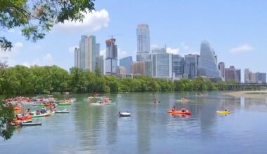 Texas weather: Austin-Travis County EMS warns people of dangers of heat