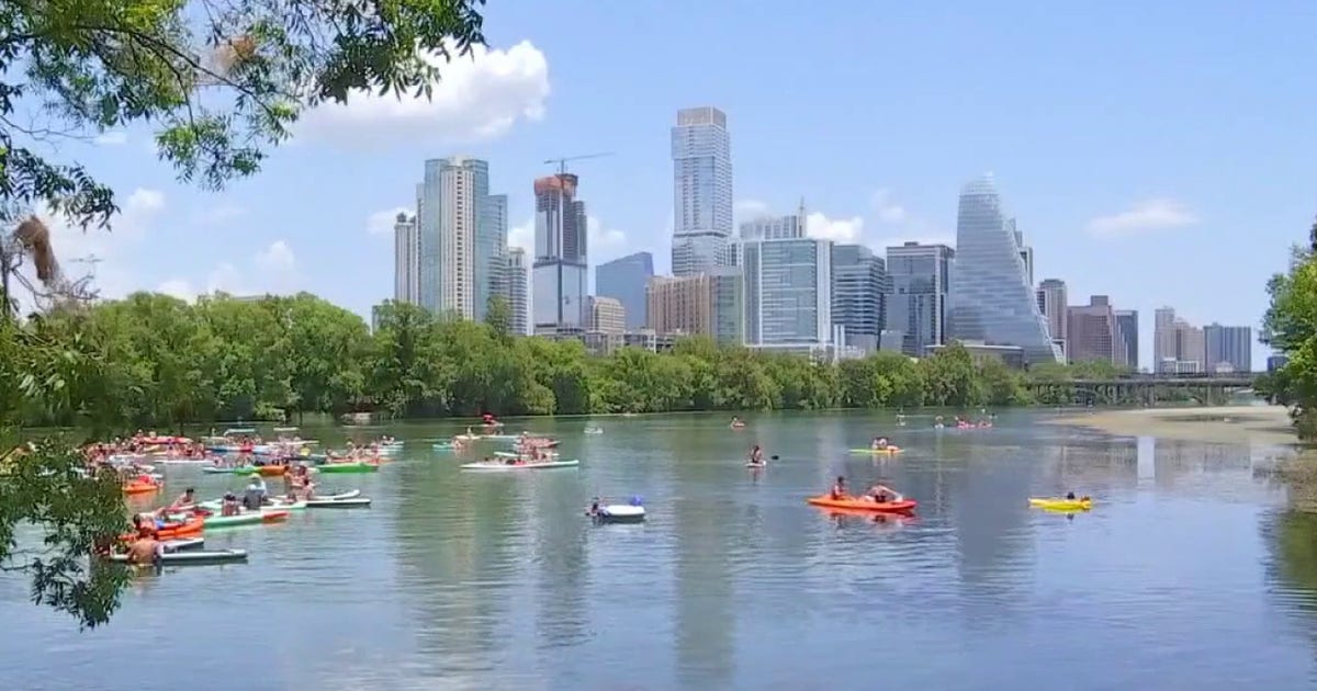 Texas weather: Austin-Travis County EMS warns people of dangers of heat