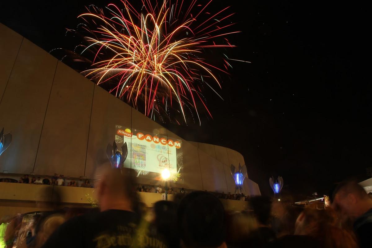 El Paso Nights Are Still Filled With Fireworks