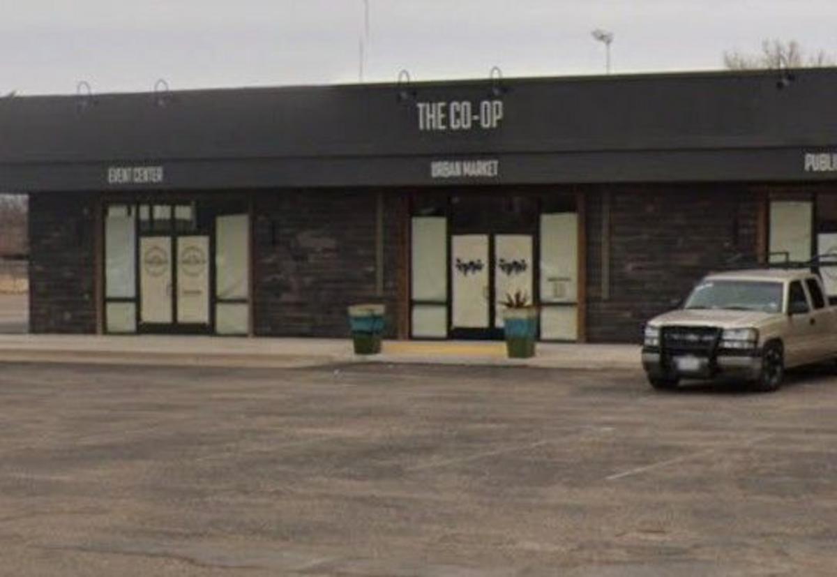 Lubbock's Former CoOp Public House Spot Is Becoming Jalapenos