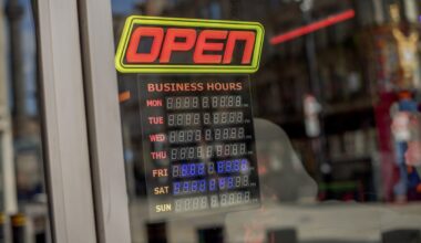 What Businesses In Texas Should Stay Open Past Midnight?