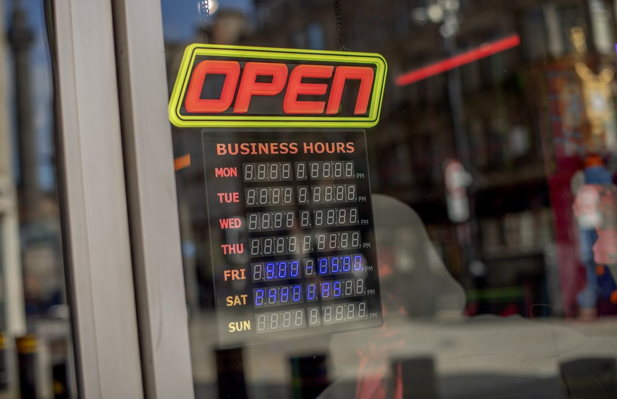 What Businesses In Texas Should Stay Open Past Midnight?