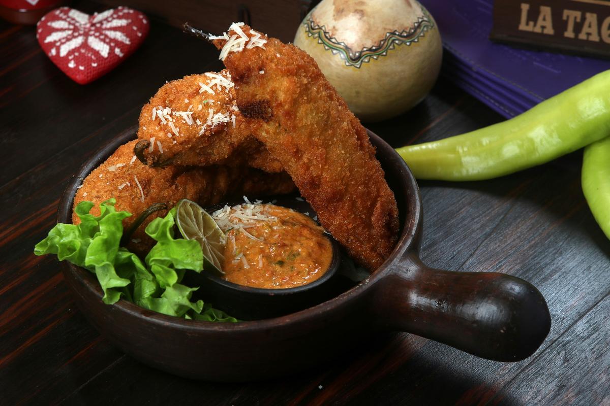 Best Chile Rellenos In Lubbock, According To Locals