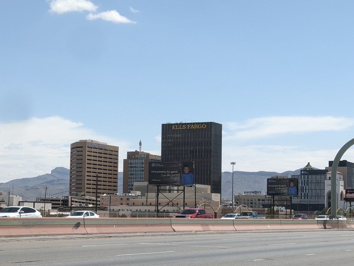 El Paso's Wells Fargo Building Sign Is Up For Auction
