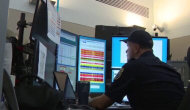 Austin-Travis County 911 operators to receive new headsets