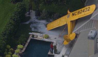 Video: Pilot injured after small plane crashes into Texas home