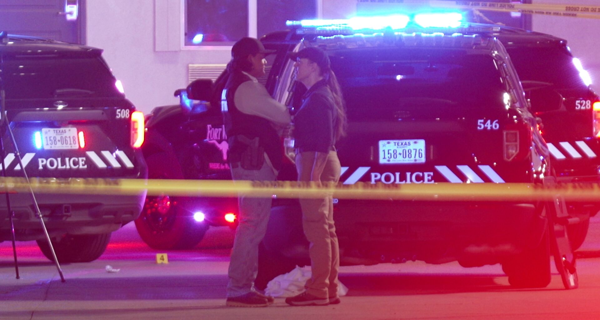 Man shot, killed by Fort Worth police after reportedly pulling out handgun, officials say
