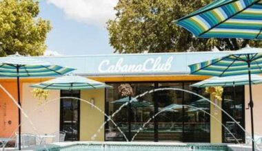 10 best poolside snack and cocktail menus around Austin