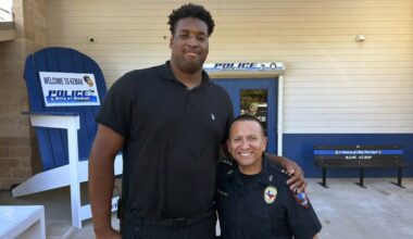7-foot-3 former pro basketball player sworn in as Texas police officer