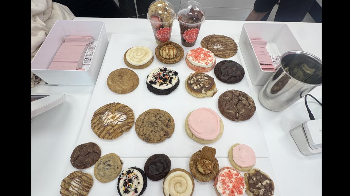 Crumbl Cookie opens first Corpus Christi location, drawing long lines and excited fans