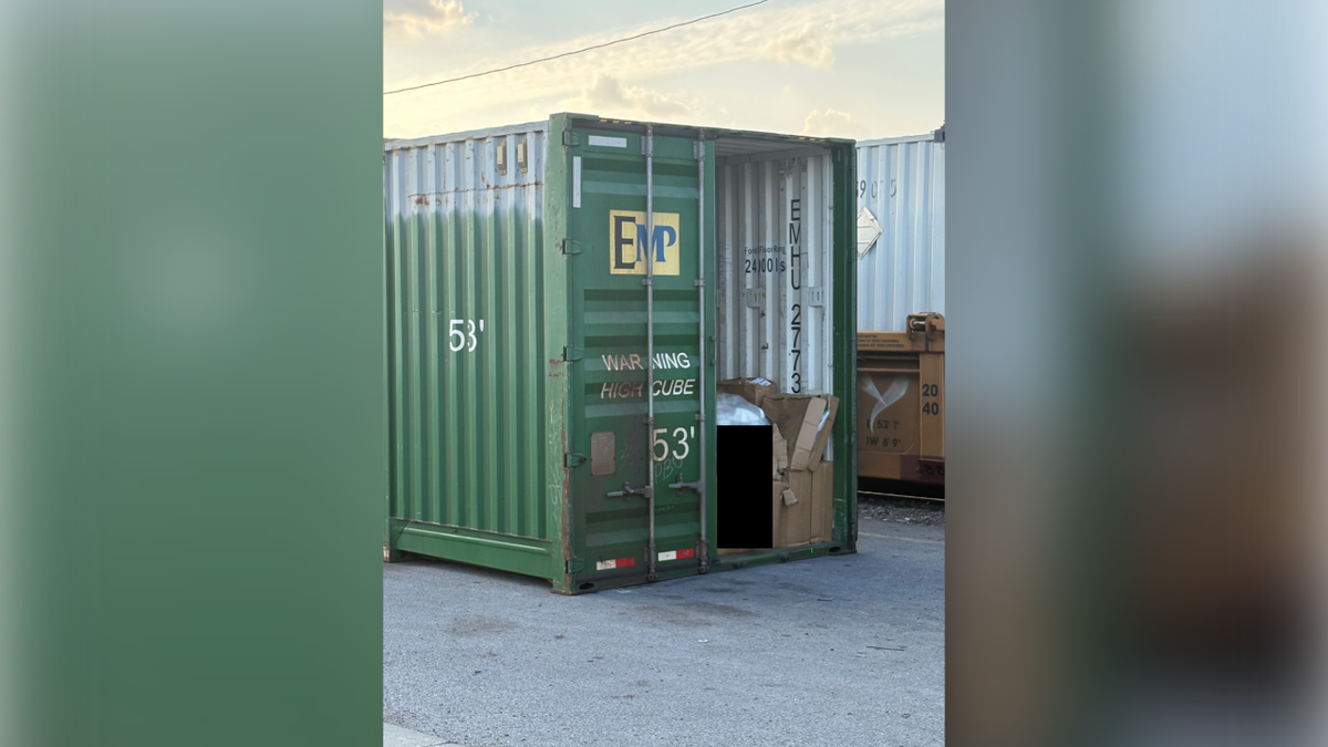 Shipping container