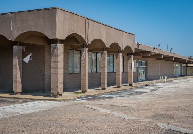 Business Beat: LETU robotics update; Texas’ last Mazzio’s closes in Kilgore