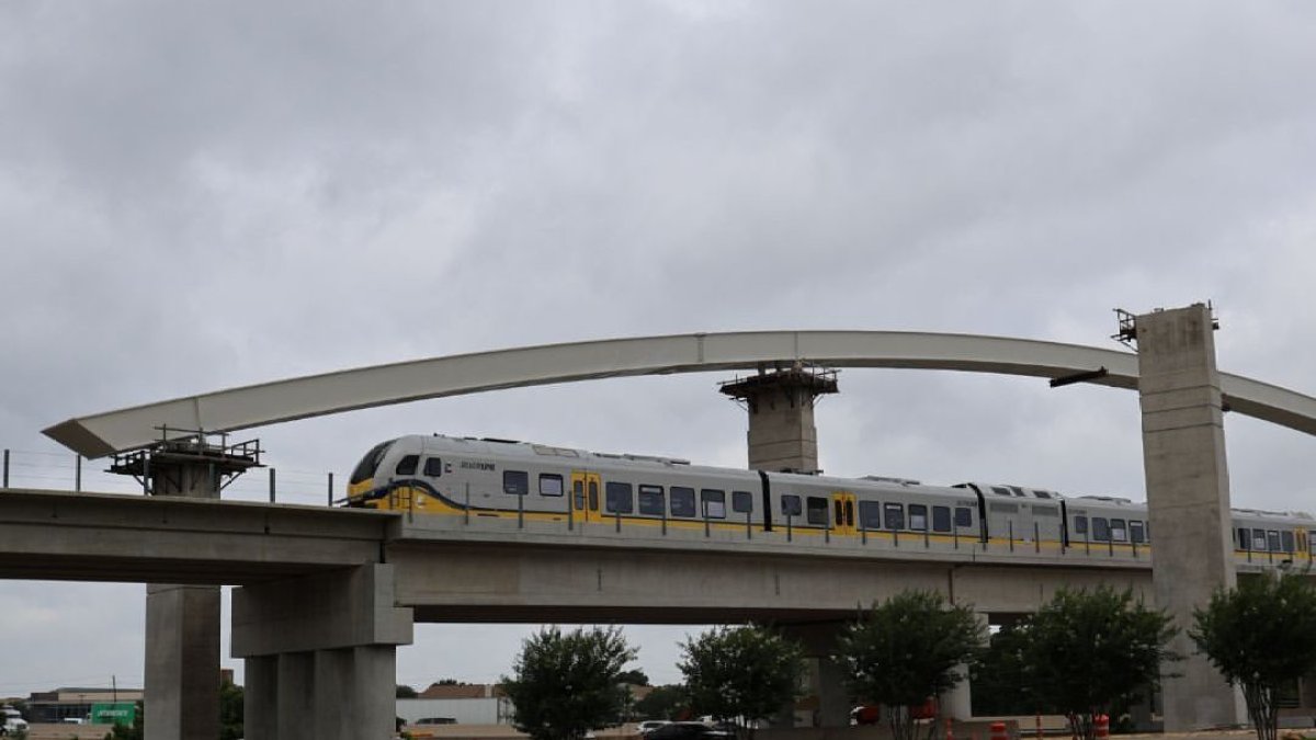 US 75 closures this weekend in Richardson for Silver Line bridge work – NBC 5 Dallas-Fort Worth