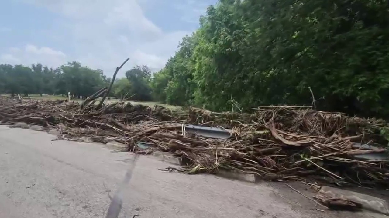 Texas floods: Kerr County begins cleanup