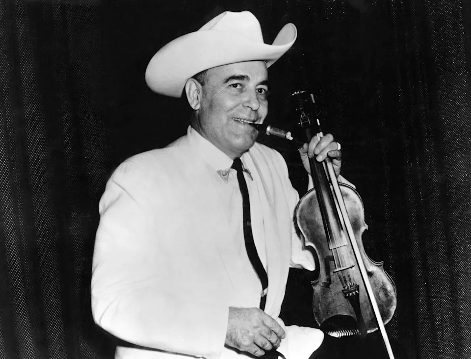Country swing singer and songwriter Bob Wills poses for a portrait circa 1965. (Michael Ochs Archives)
